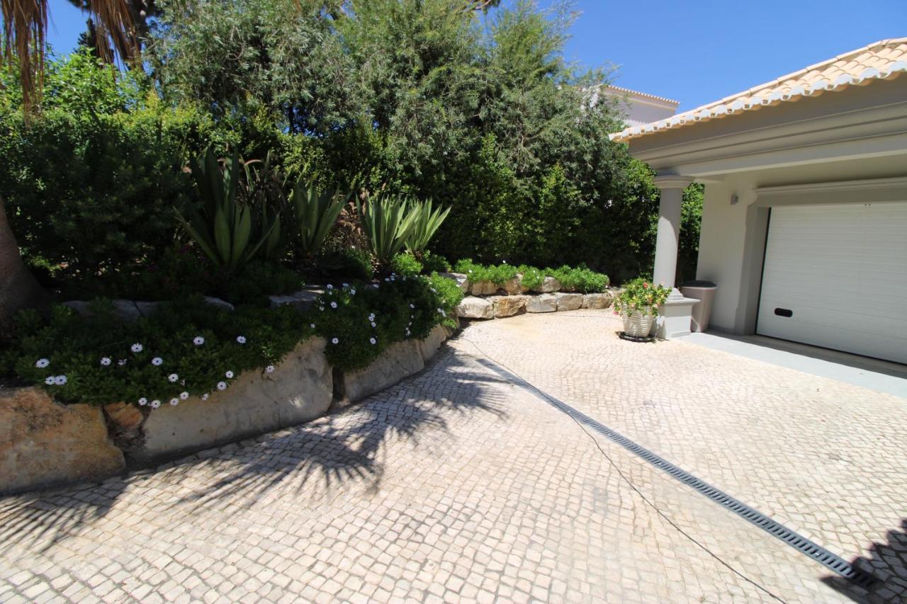 Charming Exceptional Golf Villa In Algarve Faro Exterior photo