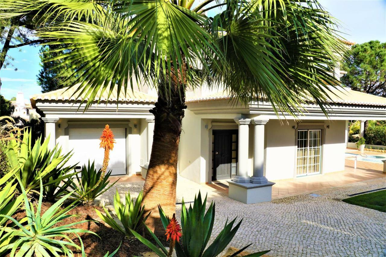 Charming Exceptional Golf Villa In Algarve Faro Exterior photo